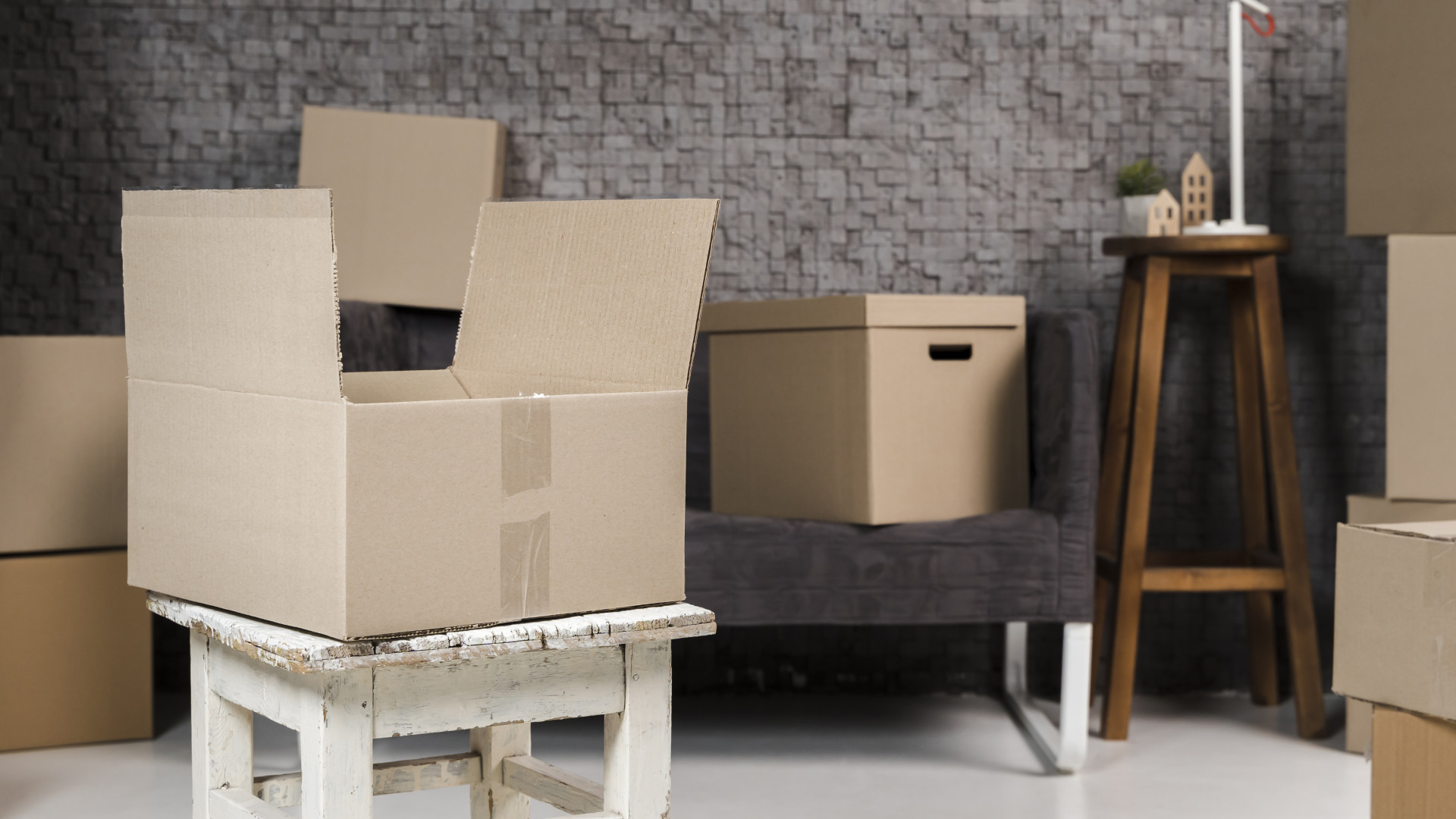 Garde-meuble dans le pays de Gex : solution simple et sécurisée pour stocker vos biens