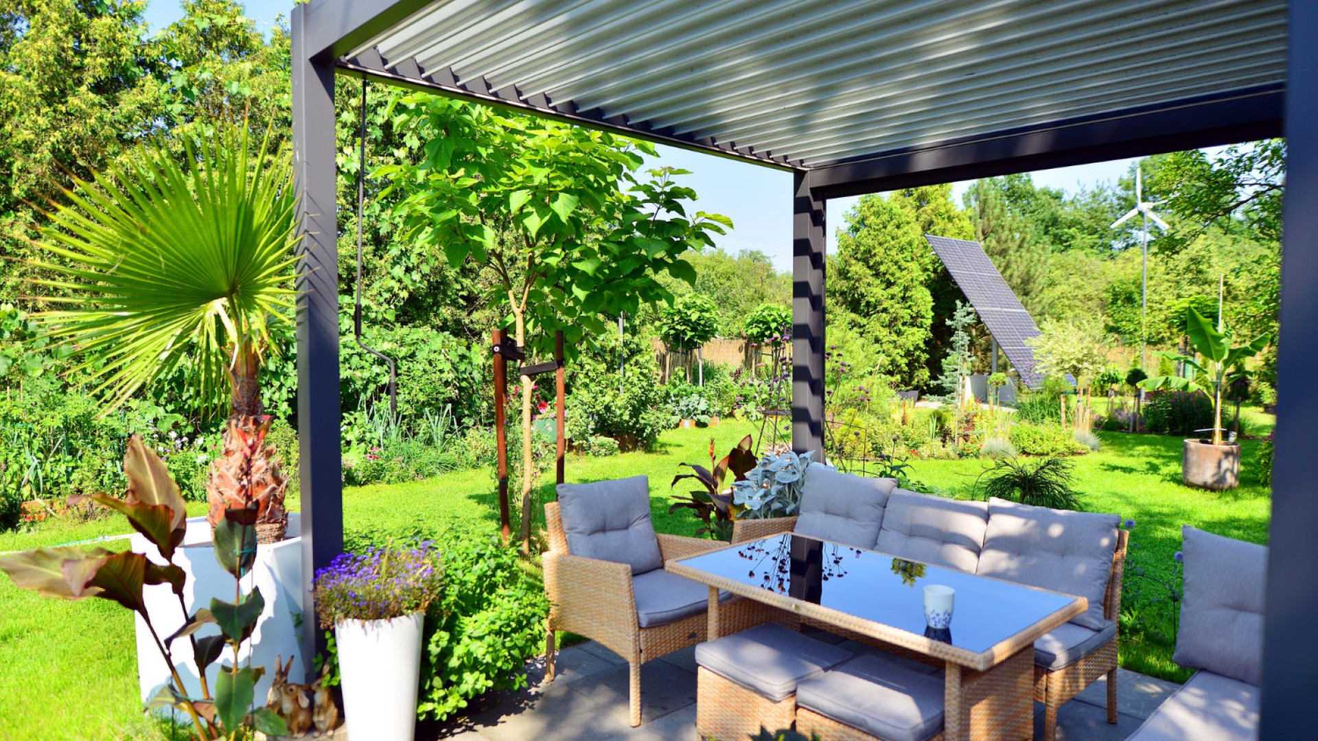 Pergola et terrasse : comment la structure transforme-t-elle vraiment l’usage au quotidien ?